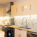 Lecoq Sablon Apartment